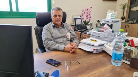 رئيس المجلس المحلّي، البعينة نجيدات يدعو لمساندة نضال أهلنا في النقب